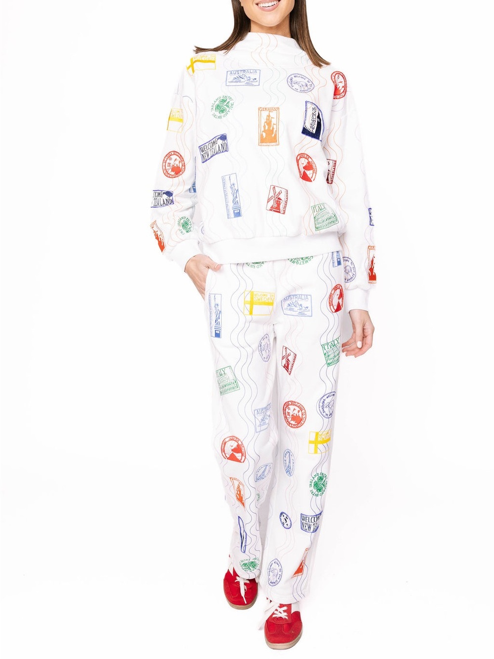Queen of Sparkles White Printed Lounge Set with Multicolor Stamps